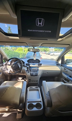 Honda Odyssey cena 63500 przebieg: 250000, rok produkcji 2011 z Mieroszów małe 529